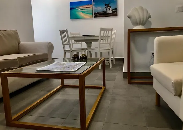 The Blue House Canteras